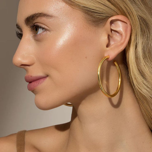 Oversized Hoop Earrings Wholesale: Sizes, Weights, and Bestsellers