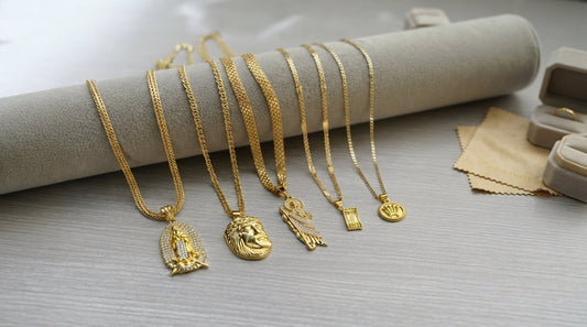 How to Clean and Store Oro Laminado Jewelry So It Doesn't Tarnish