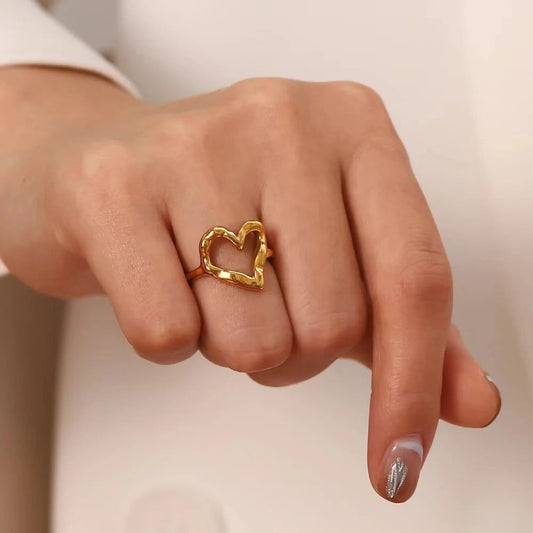 gold heart ring