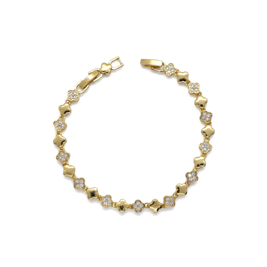 Amafhha Jewels gold-plated clover link bracelet featuring alternating smooth gold and pave cubic zirconia charms.